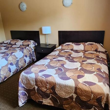 Viking Inn Gimli エクステリア 写真