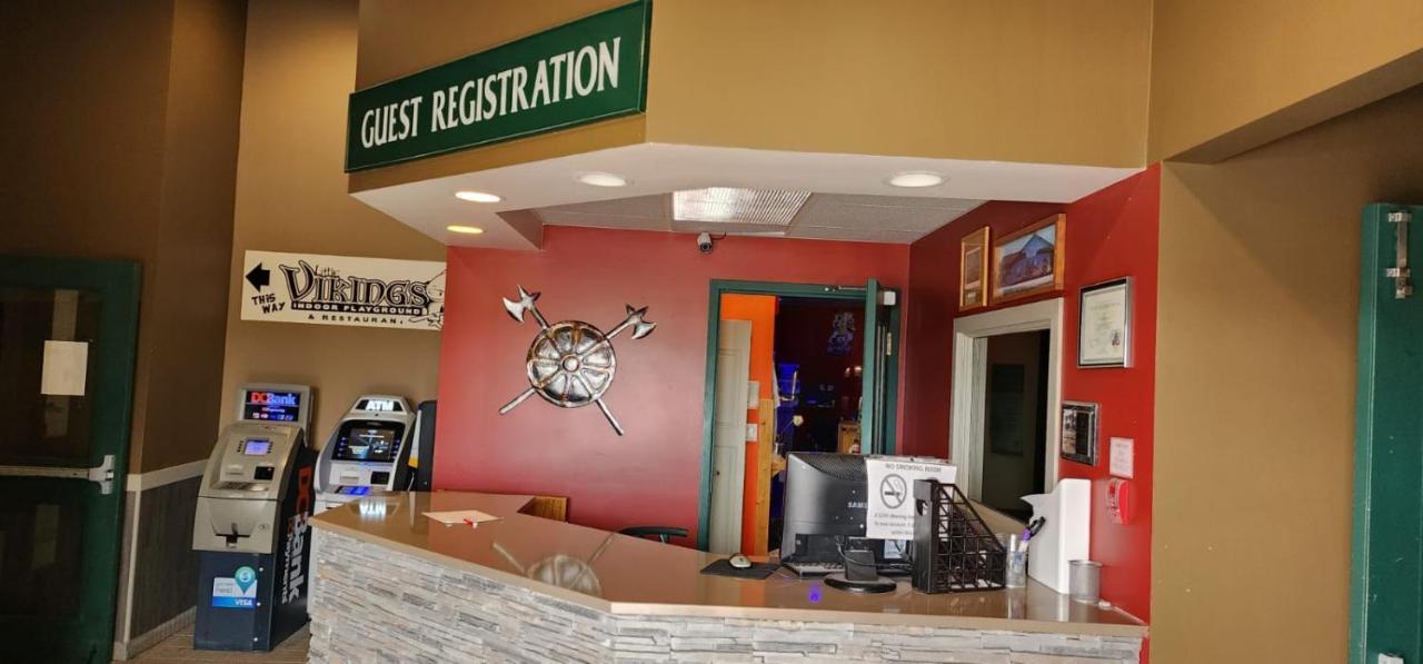 Viking Inn Gimli エクステリア 写真